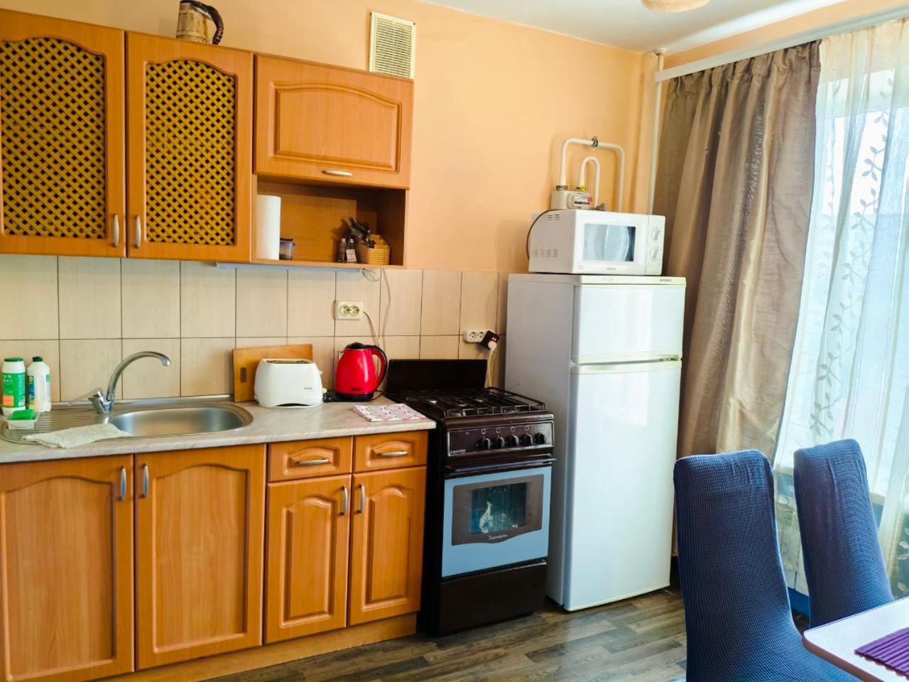 Spacious Apartment With Balcony Кременчуг Экстерьер фото